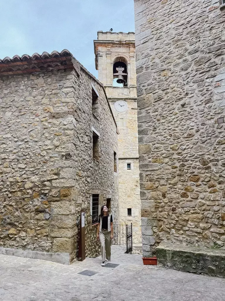 que ver en culla plaça pardal que ver en Culla